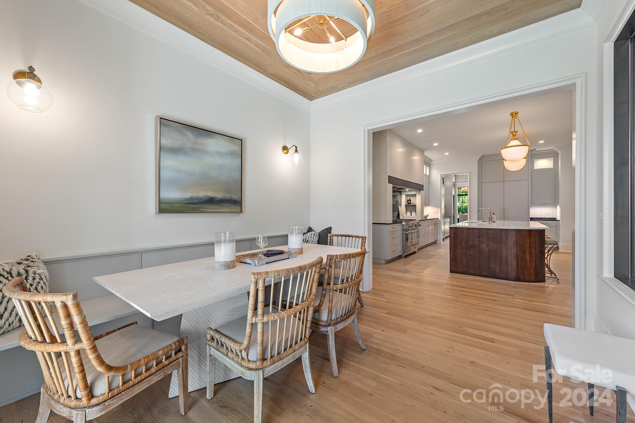 147 S Canterbury Road