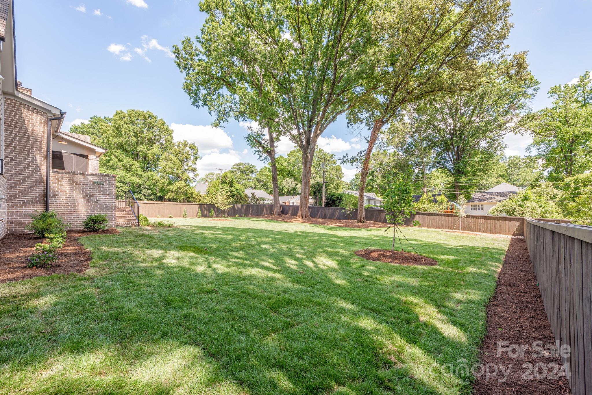 147 S Canterbury Road