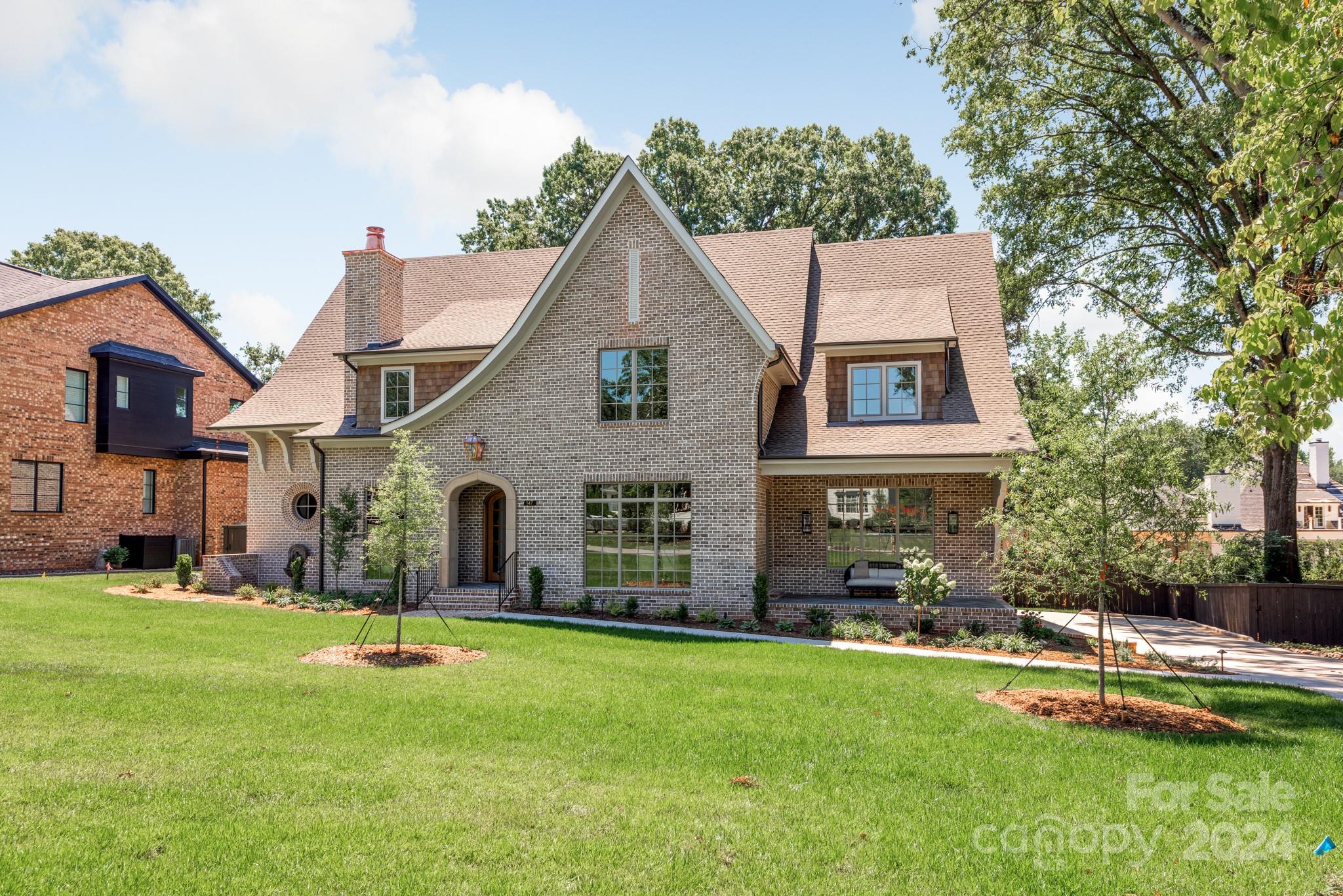 147 S Canterbury Road