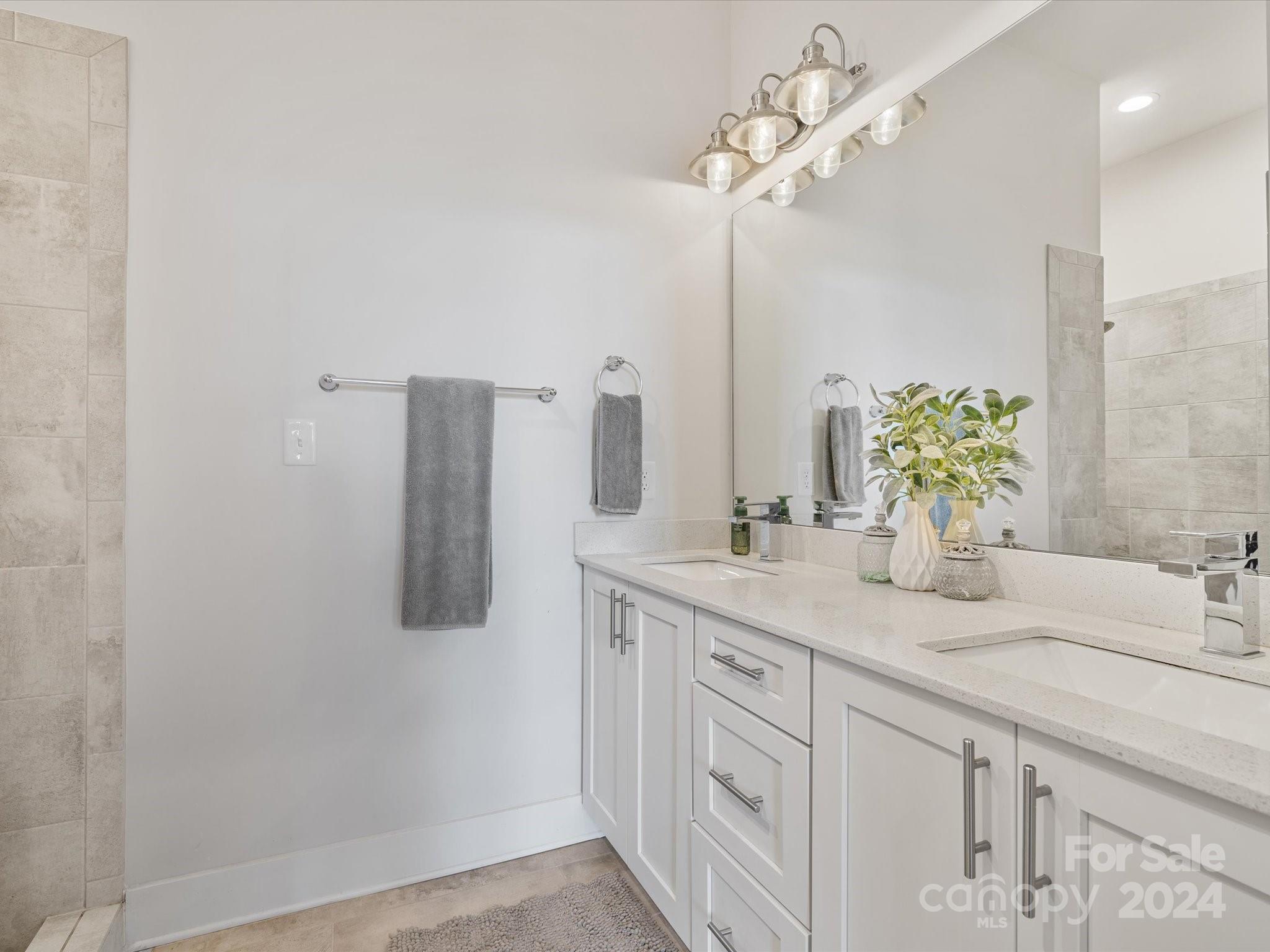 935 Mcalway Road Unit: 202
