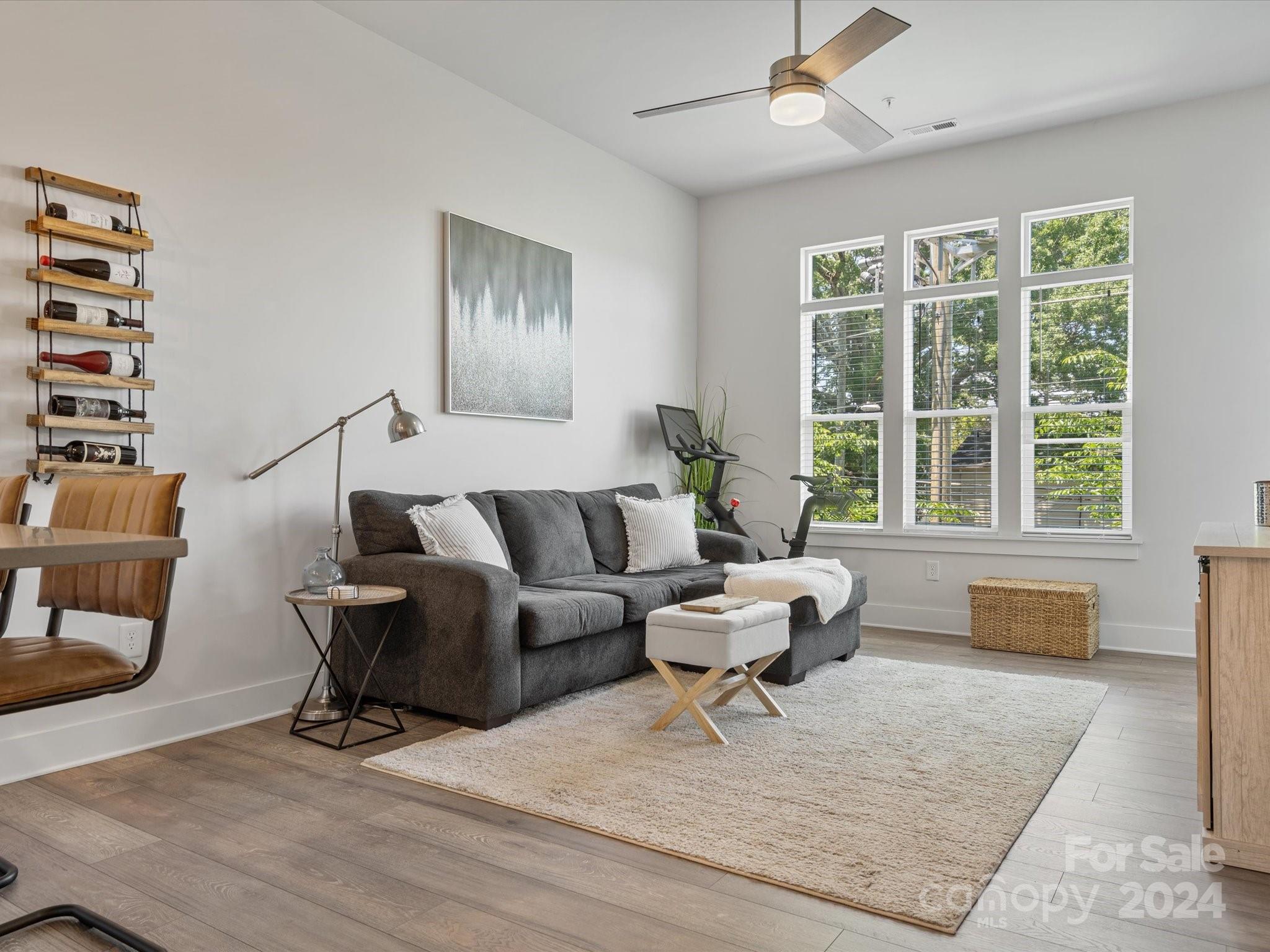 935 Mcalway Road Unit: 202