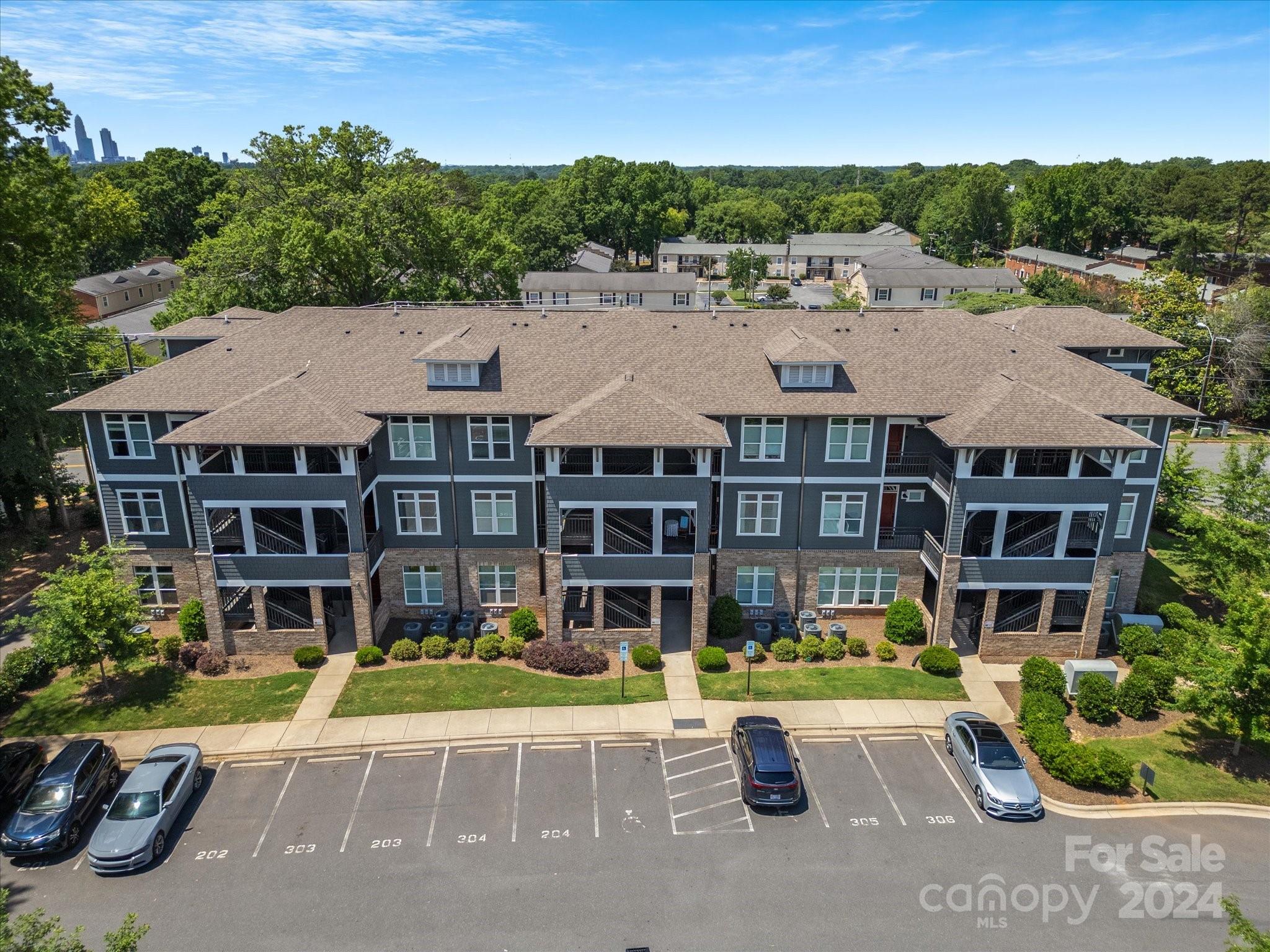 935 Mcalway Road Unit: 202