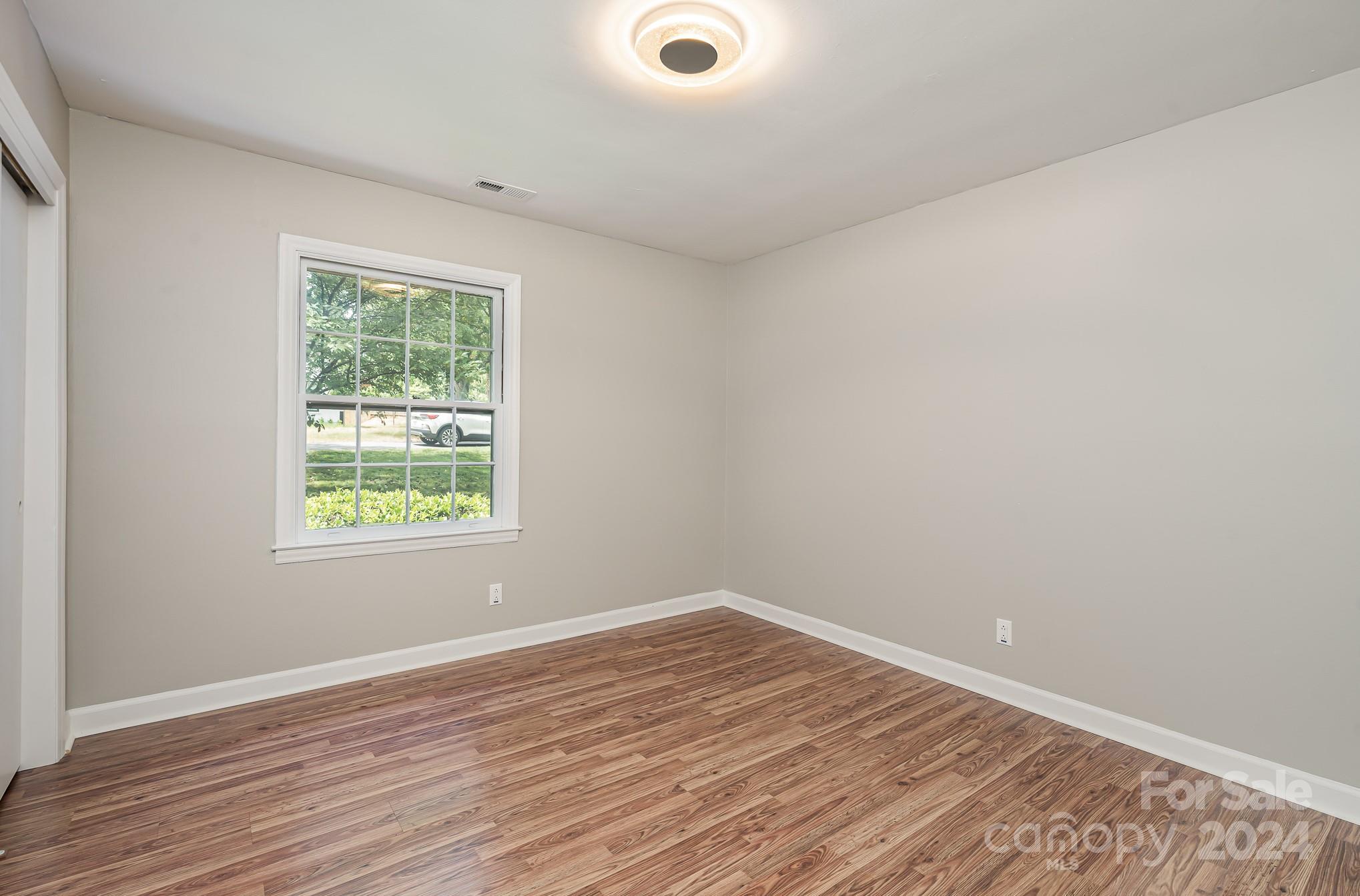 4926 Zephyr Lane