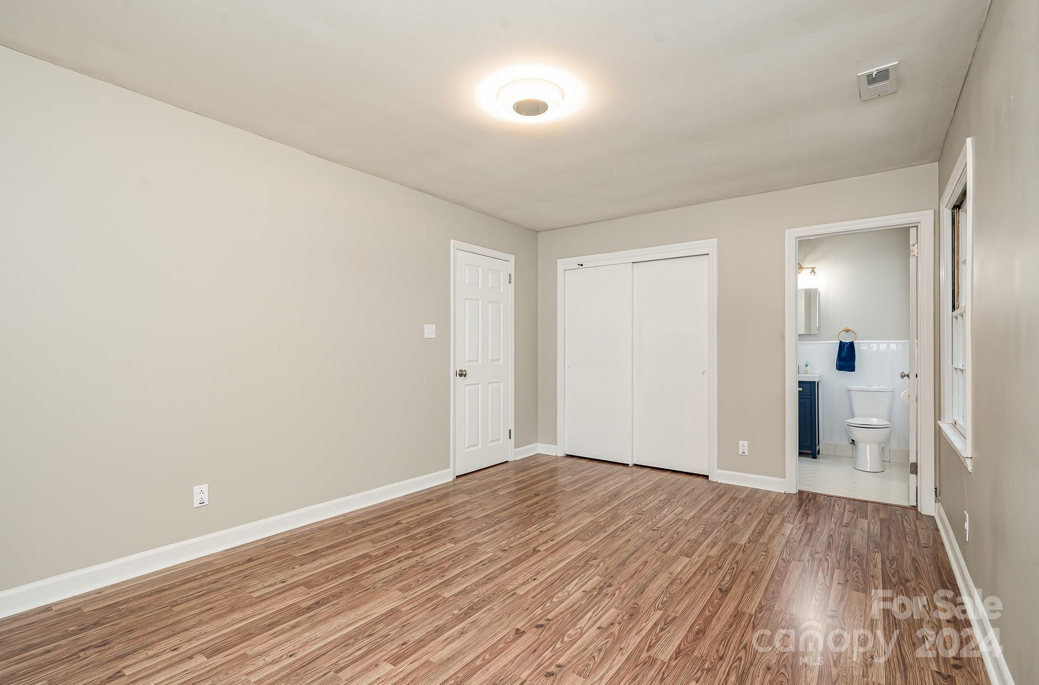 4926 Zephyr Lane
