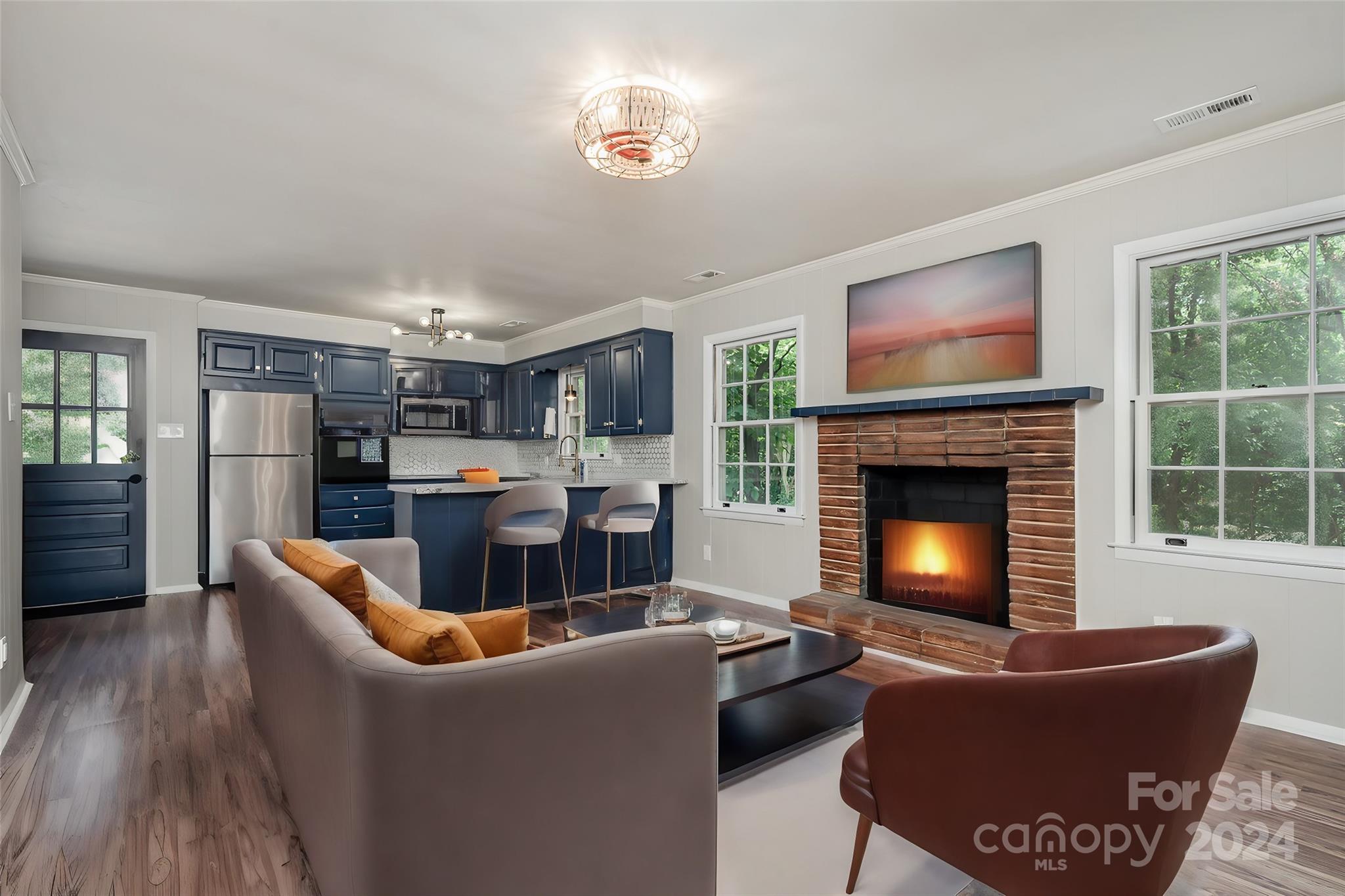 4926 Zephyr Lane
