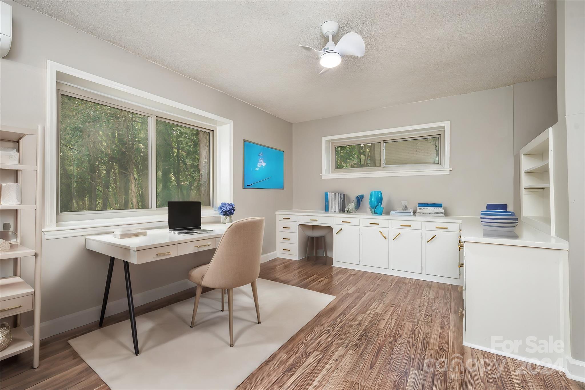 4926 Zephyr Lane