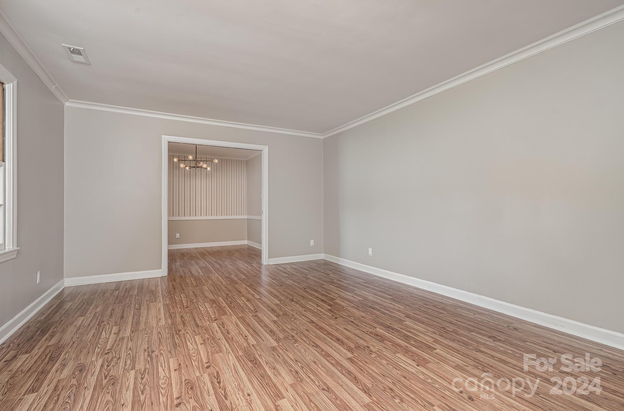 4926 Zephyr Lane