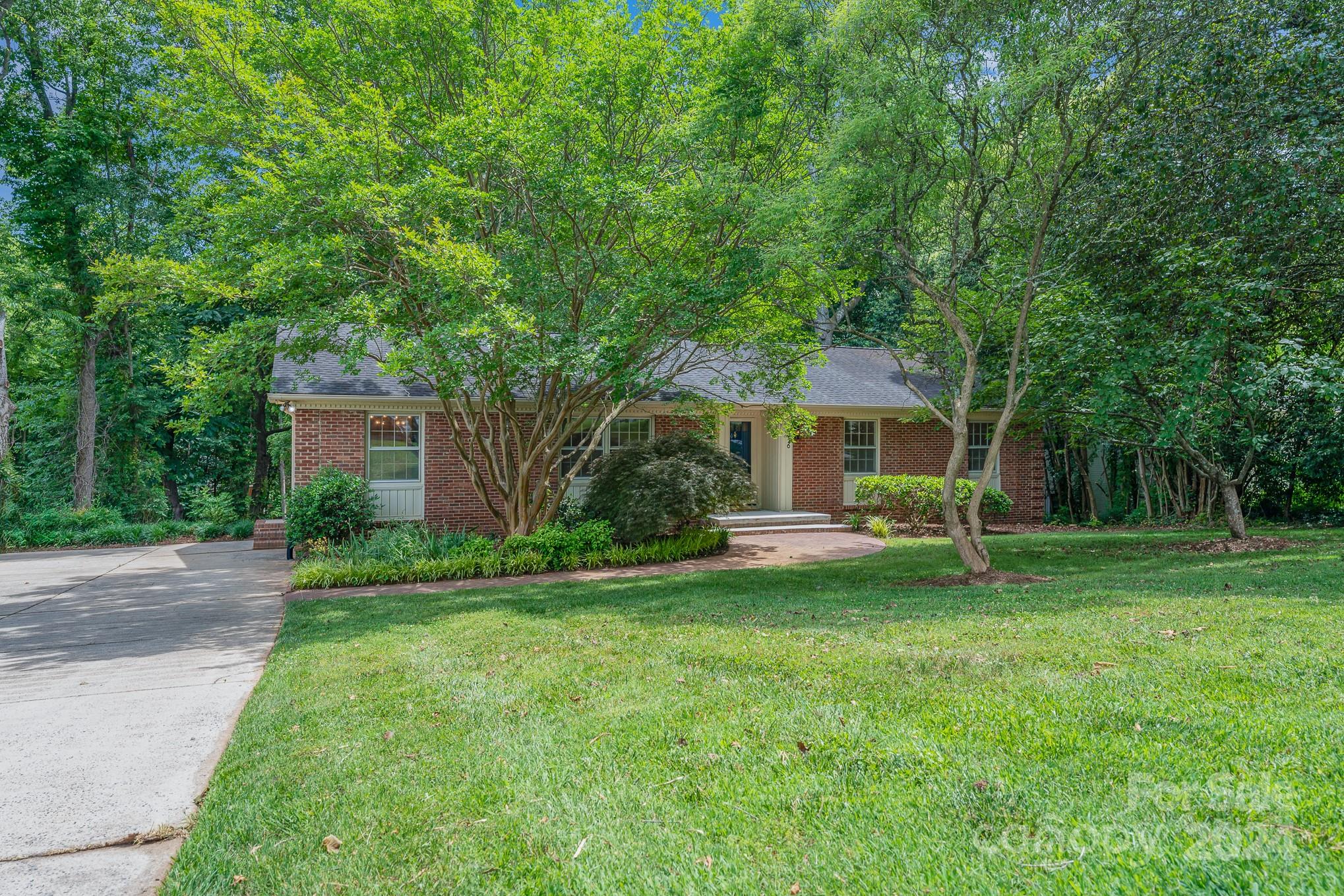 4926 Zephyr Lane