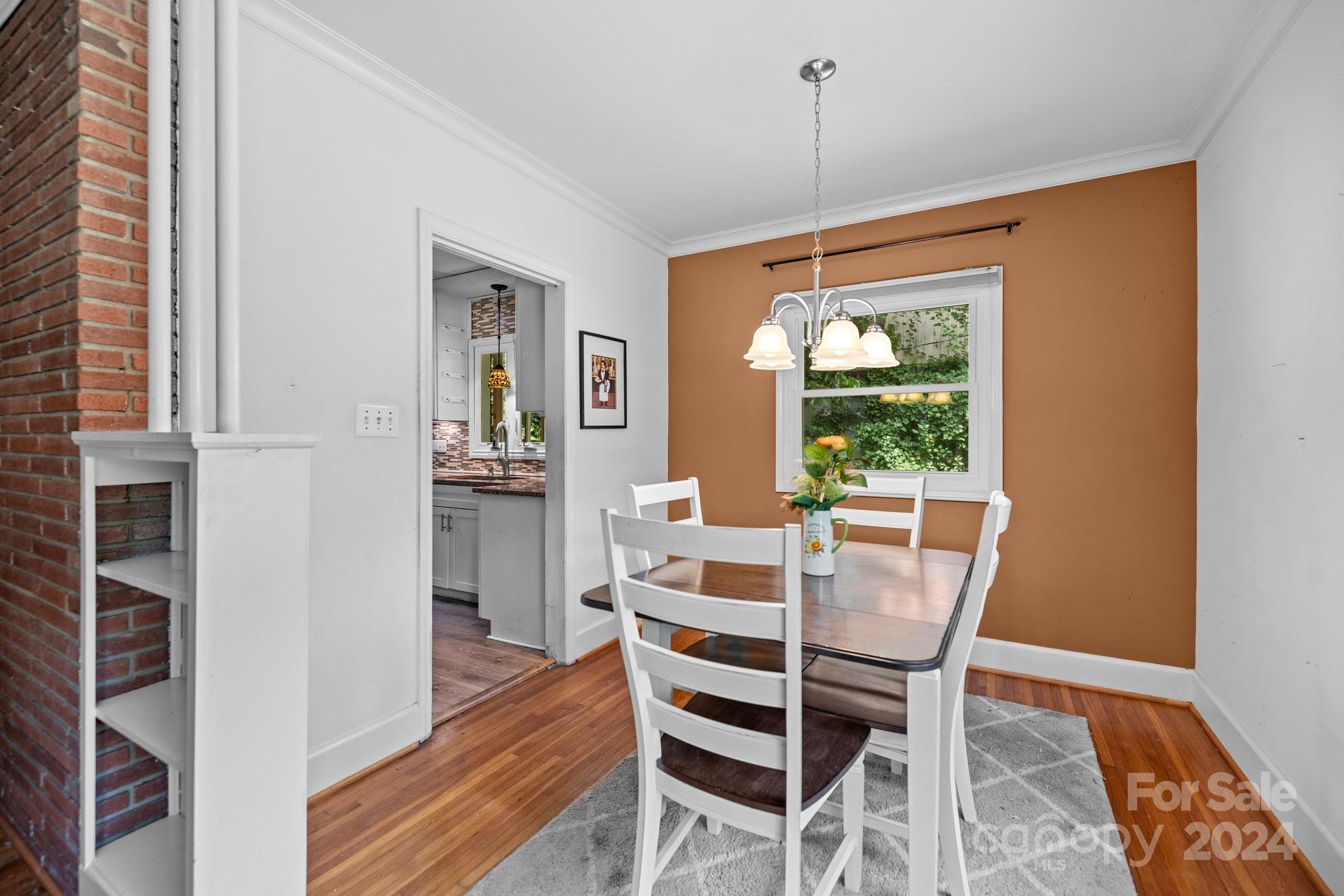 1339 Drexel Place