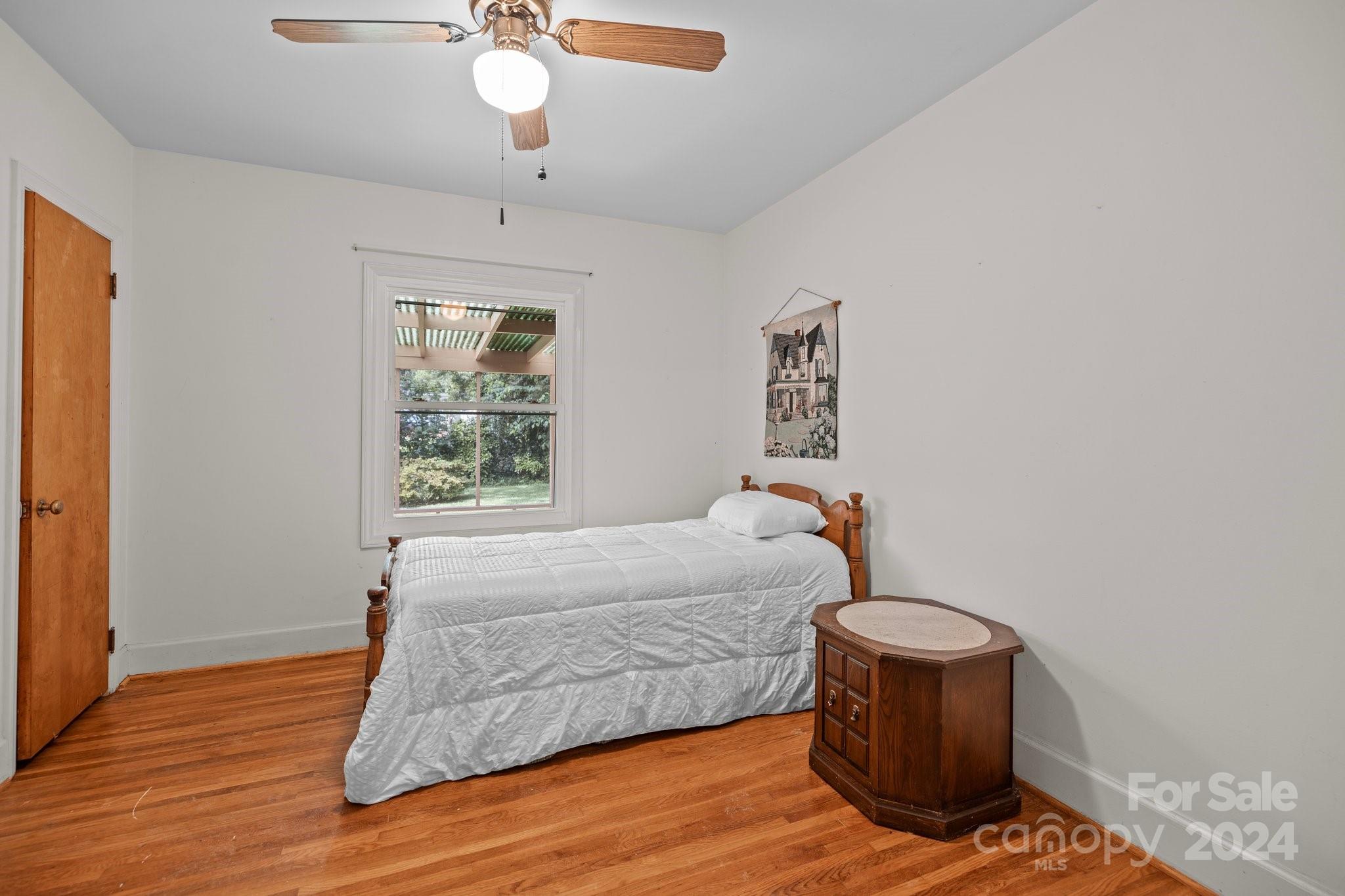 1339 Drexel Place