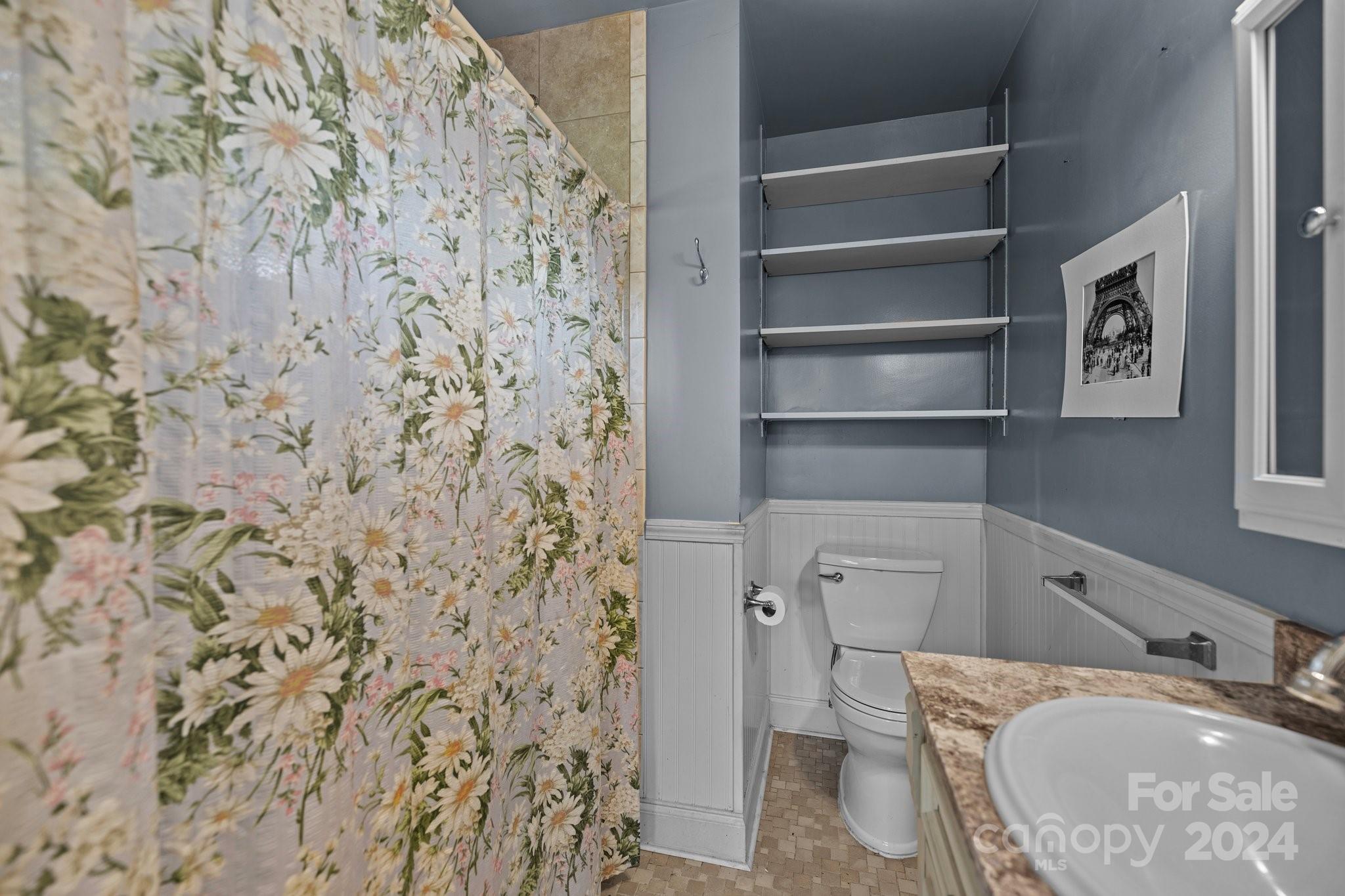 1339 Drexel Place