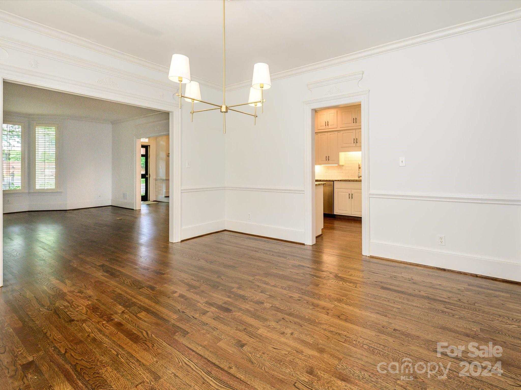 165 Perrin Place