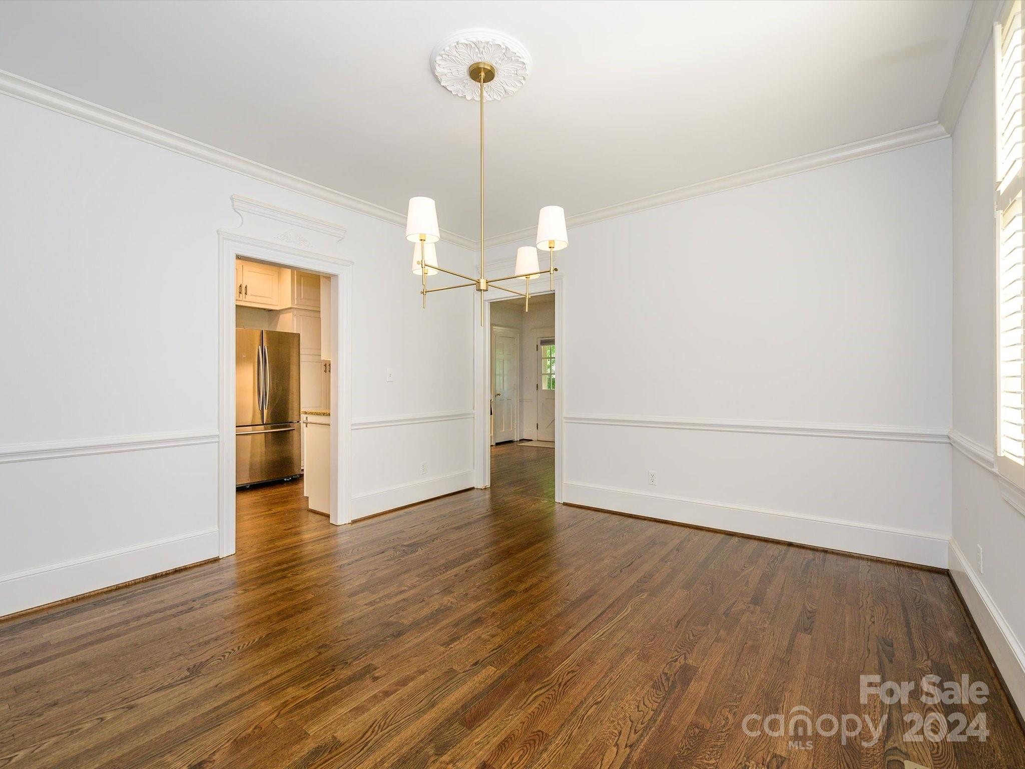 165 Perrin Place