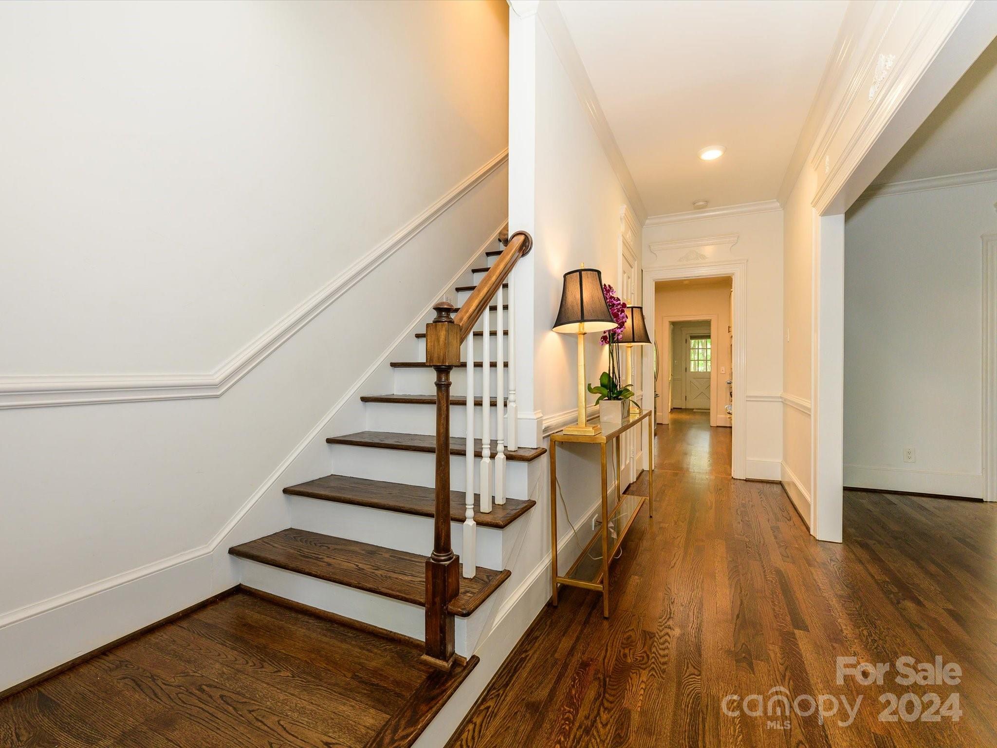 165 Perrin Place