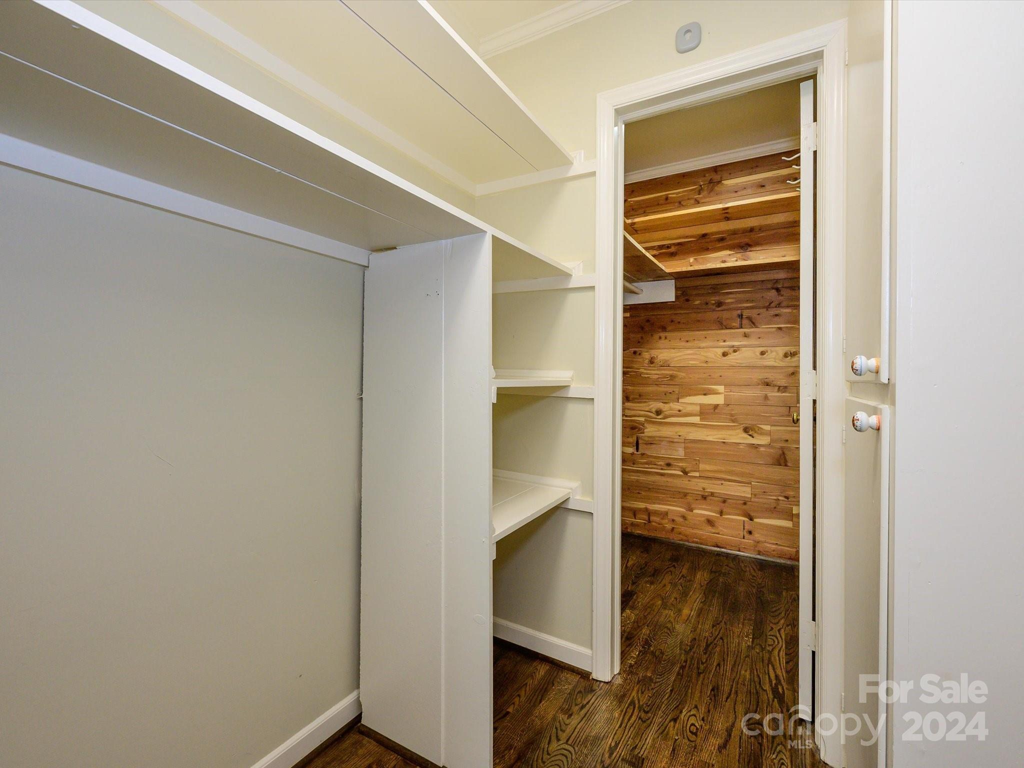 165 Perrin Place