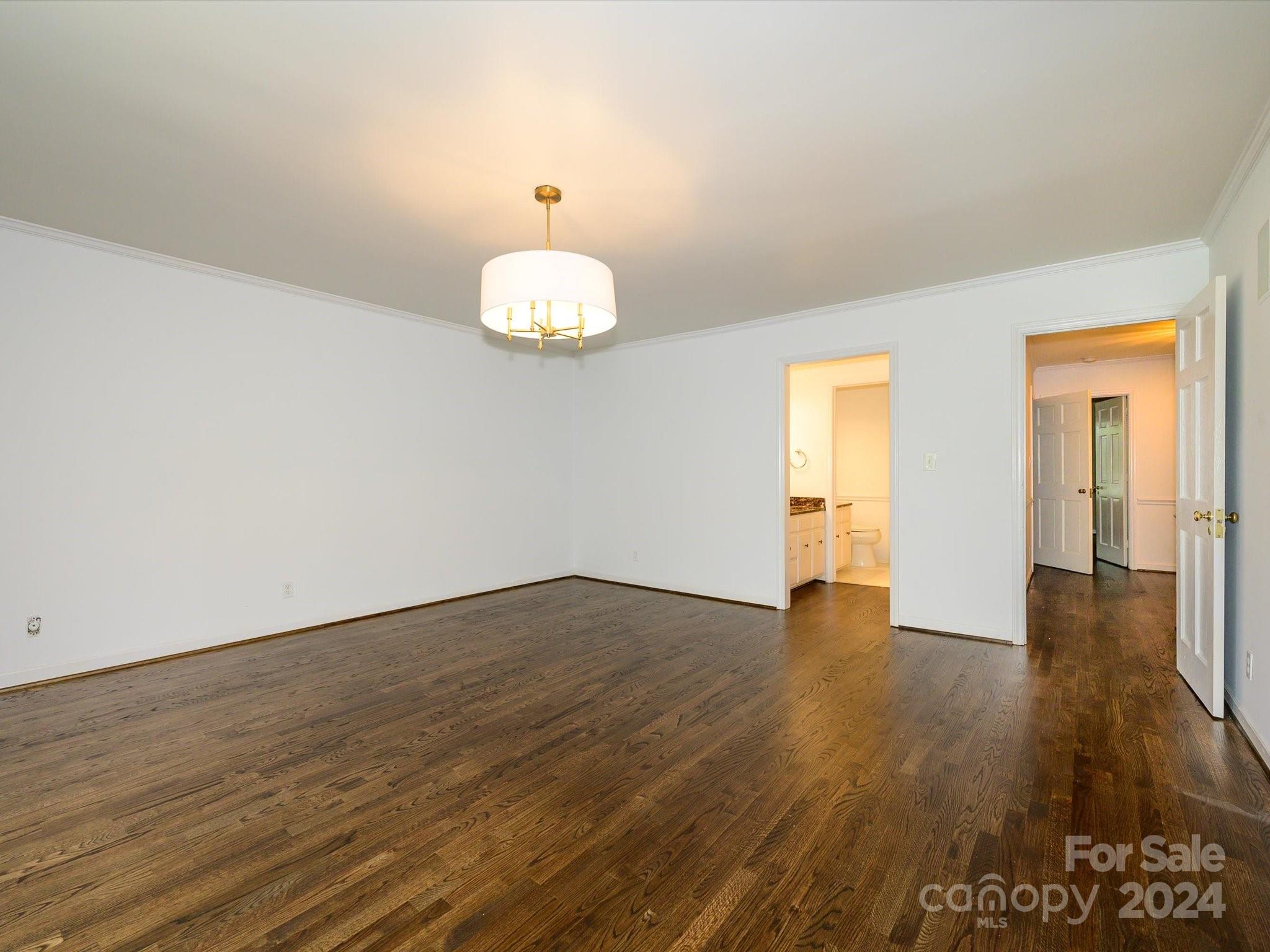 165 Perrin Place
