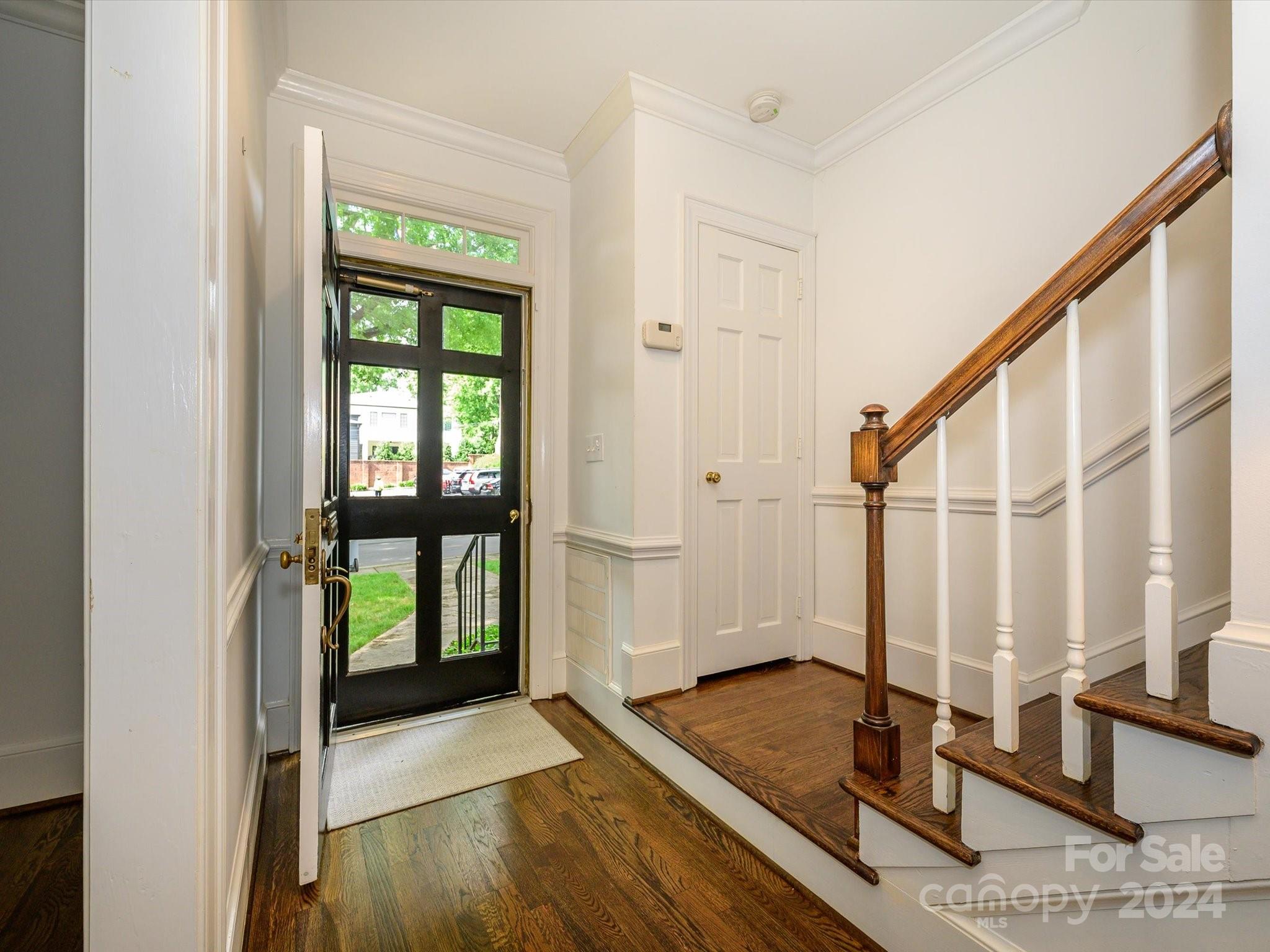 165 Perrin Place