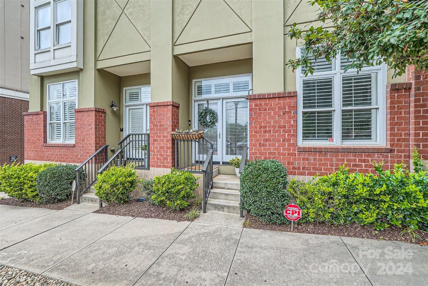 1320 Fillmore Avenue Unit: 143