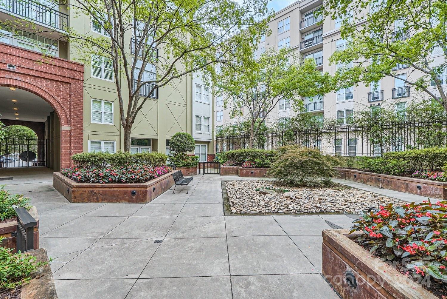 1320 Fillmore Avenue Unit: 143