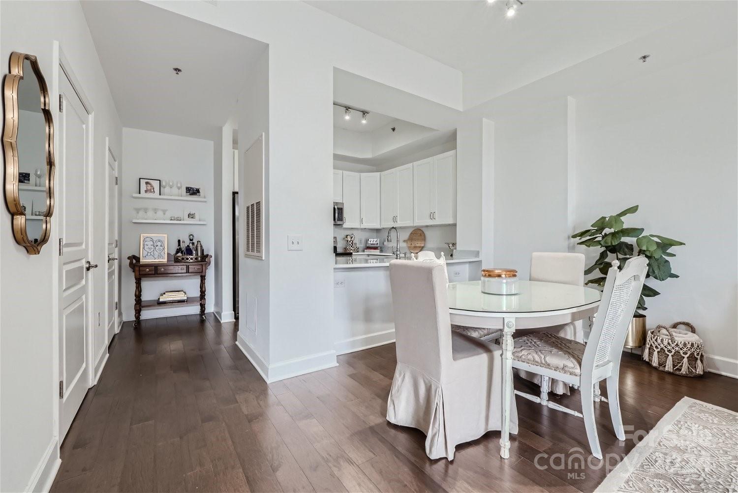 1320 Fillmore Avenue Unit: 143