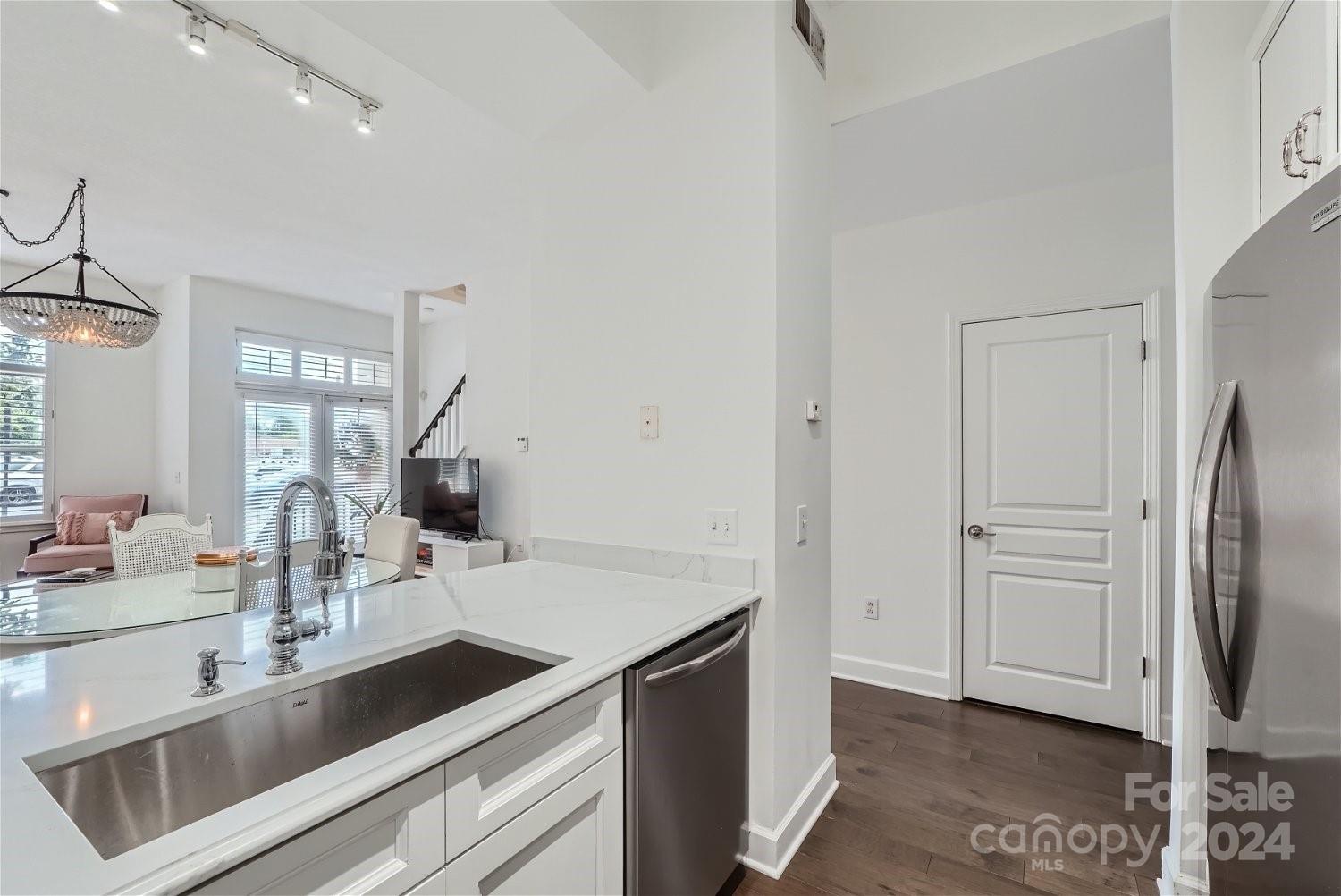 1320 Fillmore Avenue Unit: 143