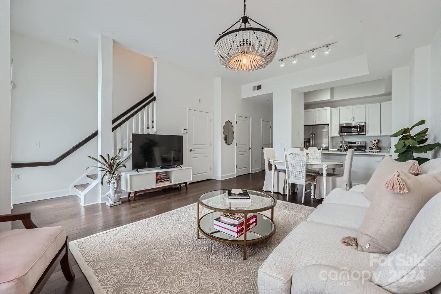 1320 Fillmore Avenue Unit: 143