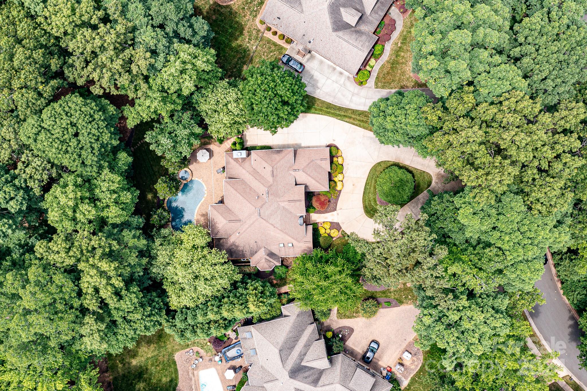 717 BEAUHAVEN Lane