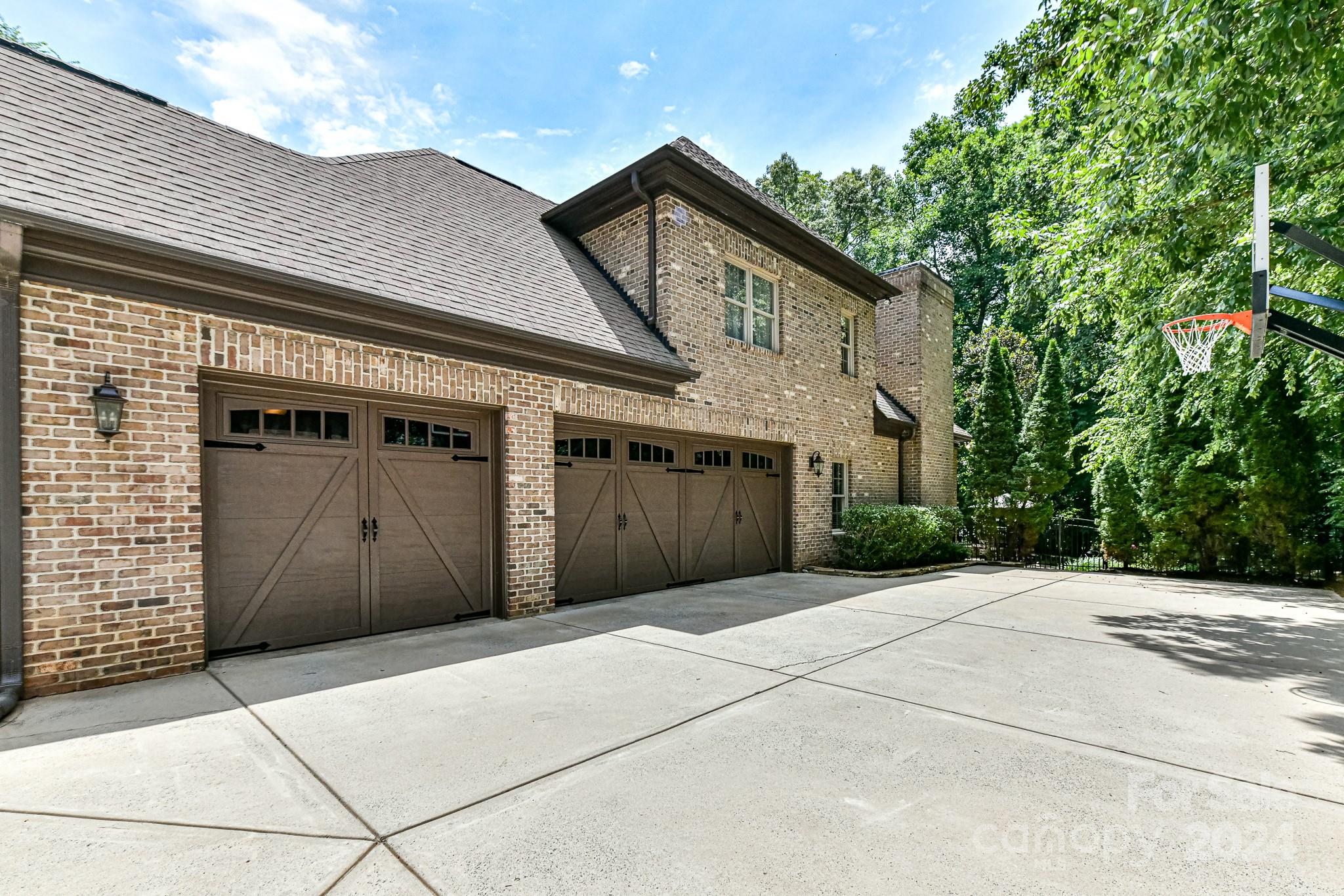 717 BEAUHAVEN Lane