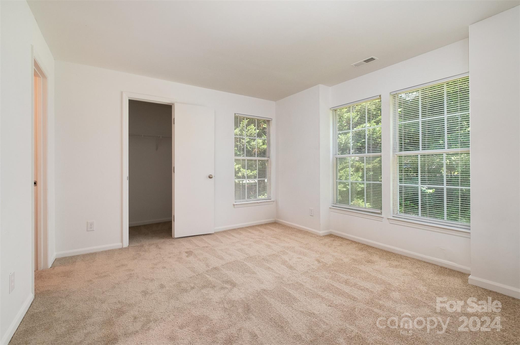 9615 Vinca Circle