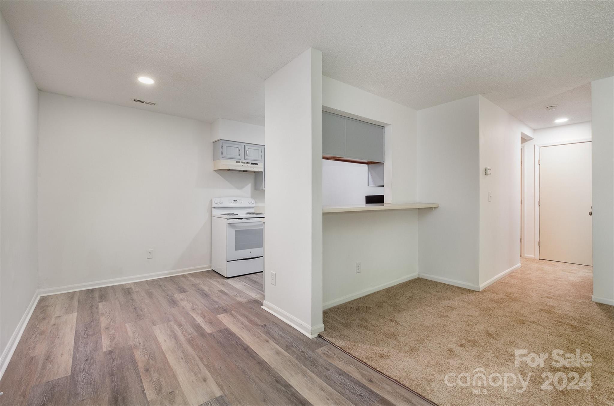9615 Vinca Circle