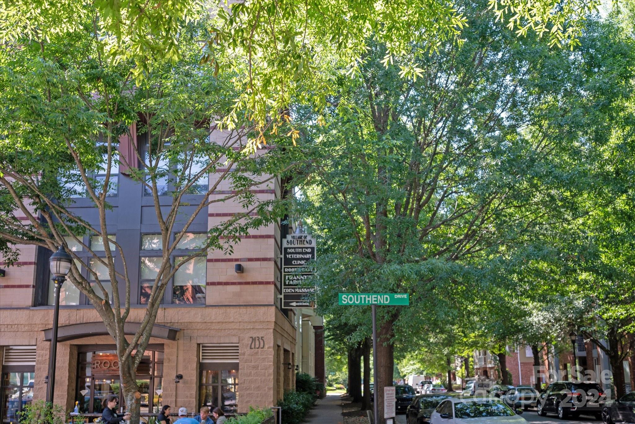 2125 Southend Drive Unit: 401