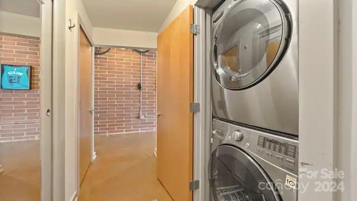 626 N Graham Street Unit: 408