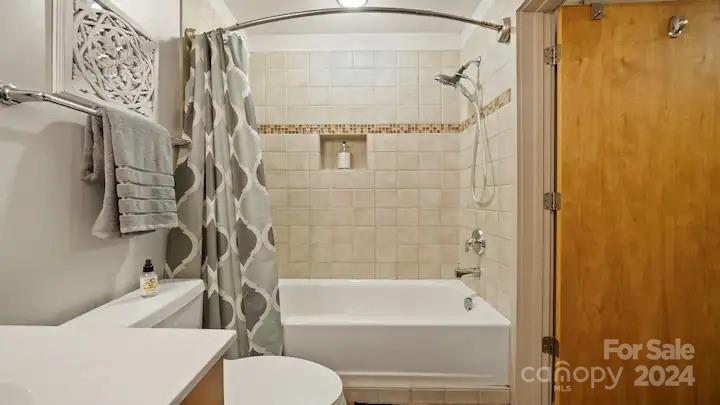 626 N Graham Street Unit: 408