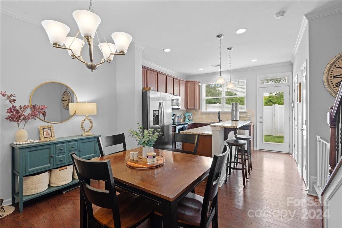 337 River Park Road
