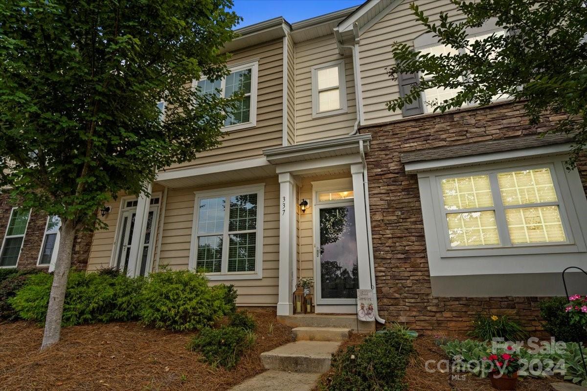 337 River Park Road