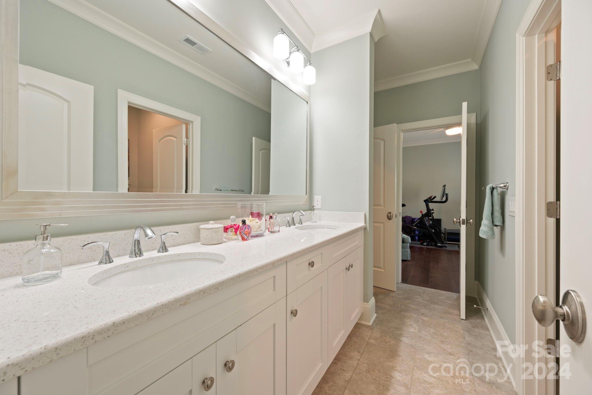8721 Preserve Pond Road