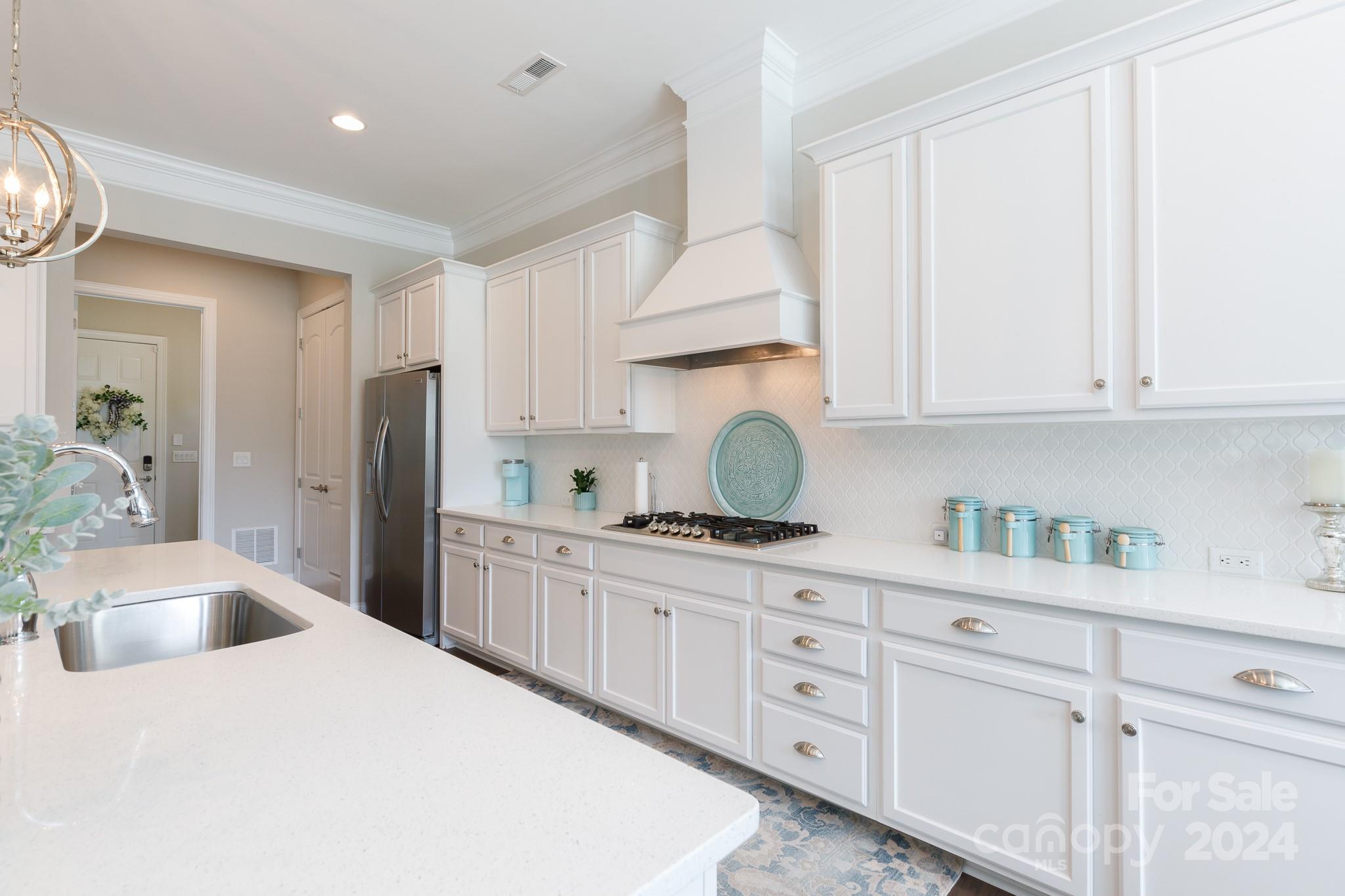 10047 St Kitts Landing Lane