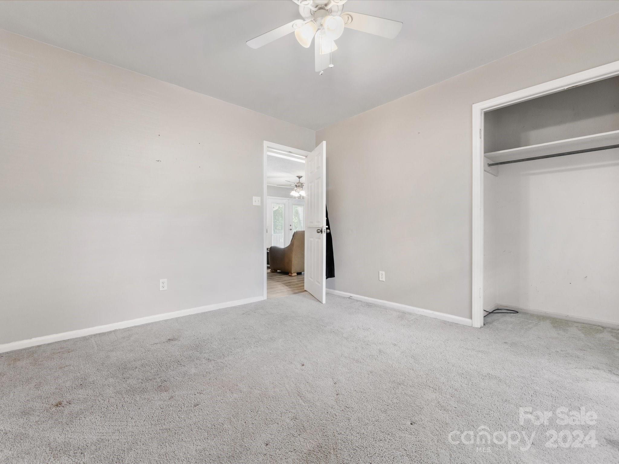 11722 Mirror Lake Drive