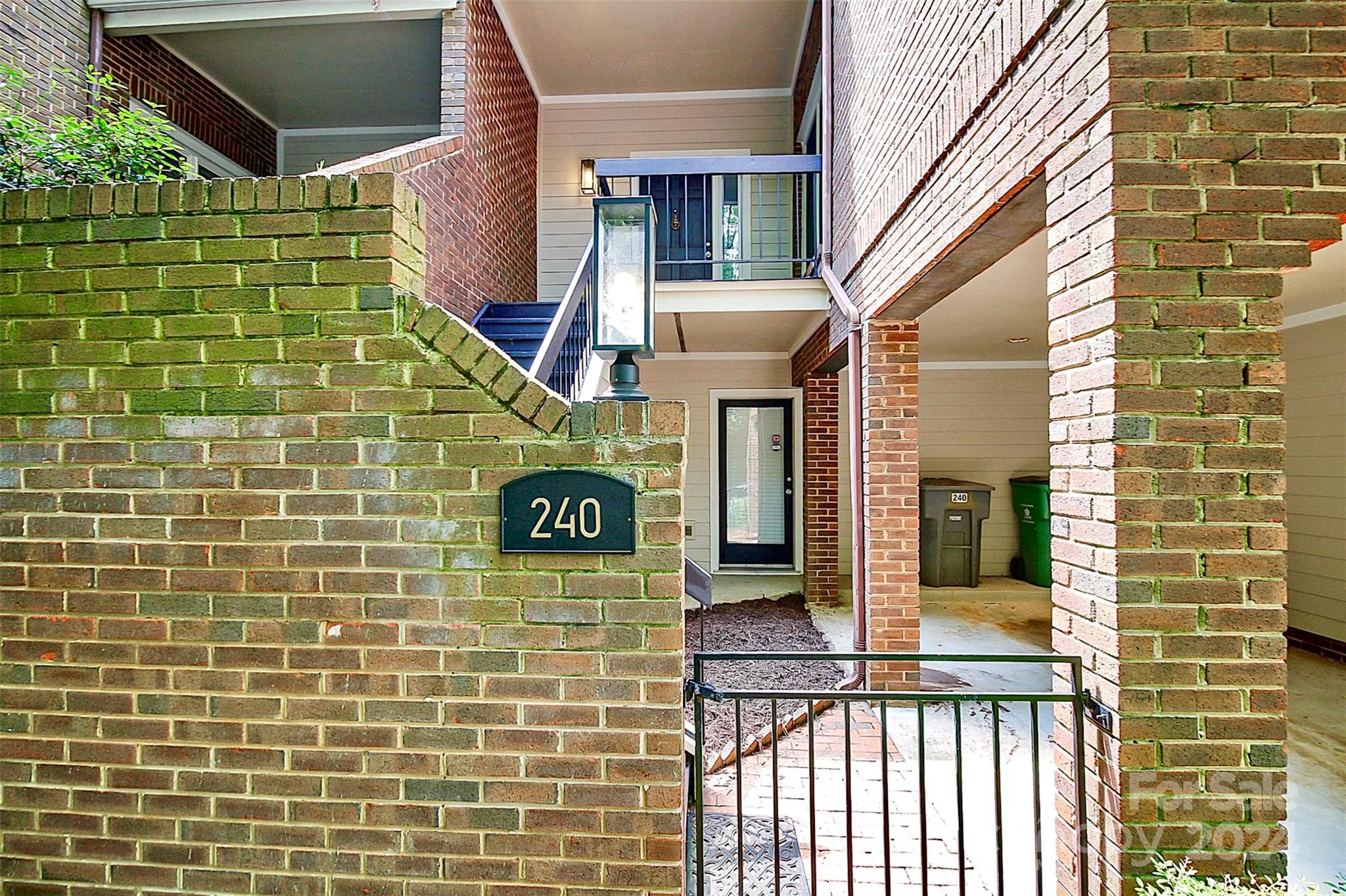 240 S Clarkson Street