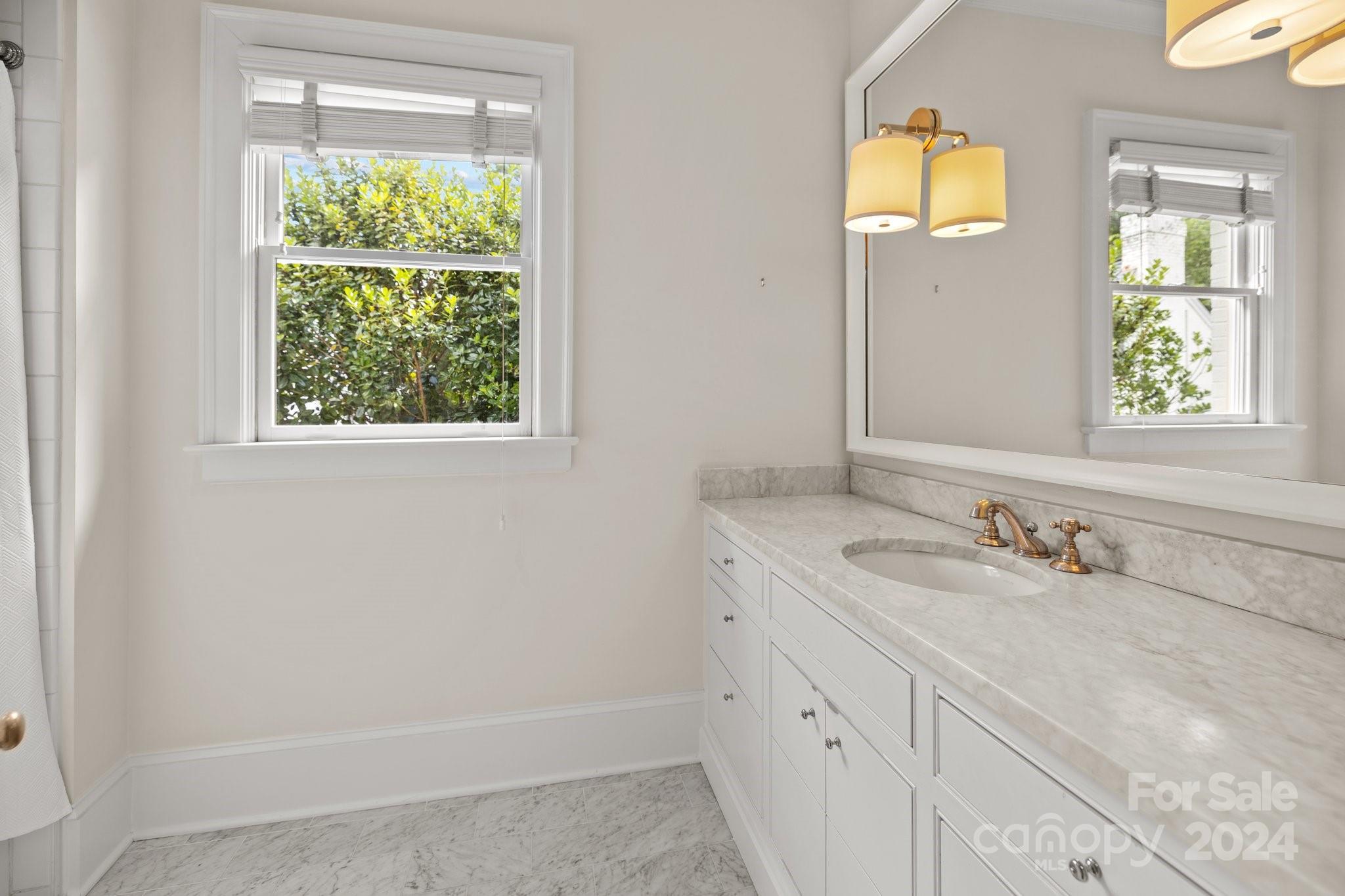 410 Colville Rd
