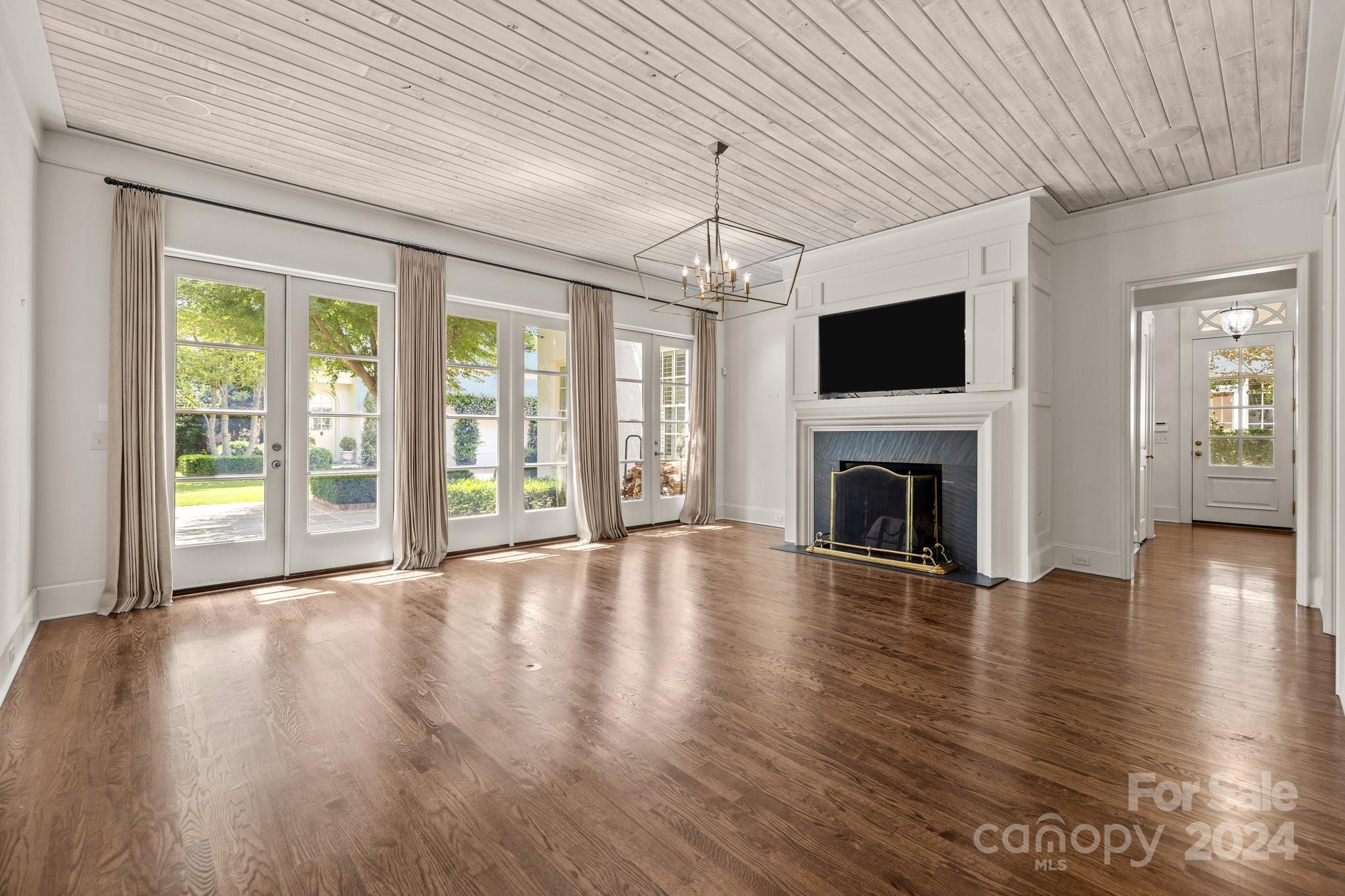 410 Colville Rd