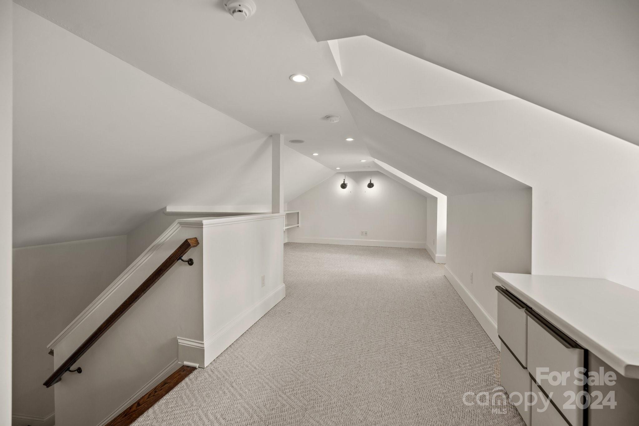 410 Colville Rd