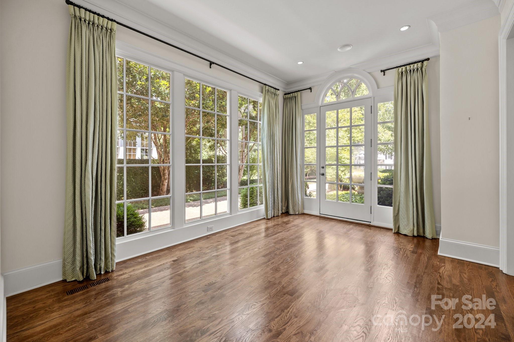 410 Colville Rd