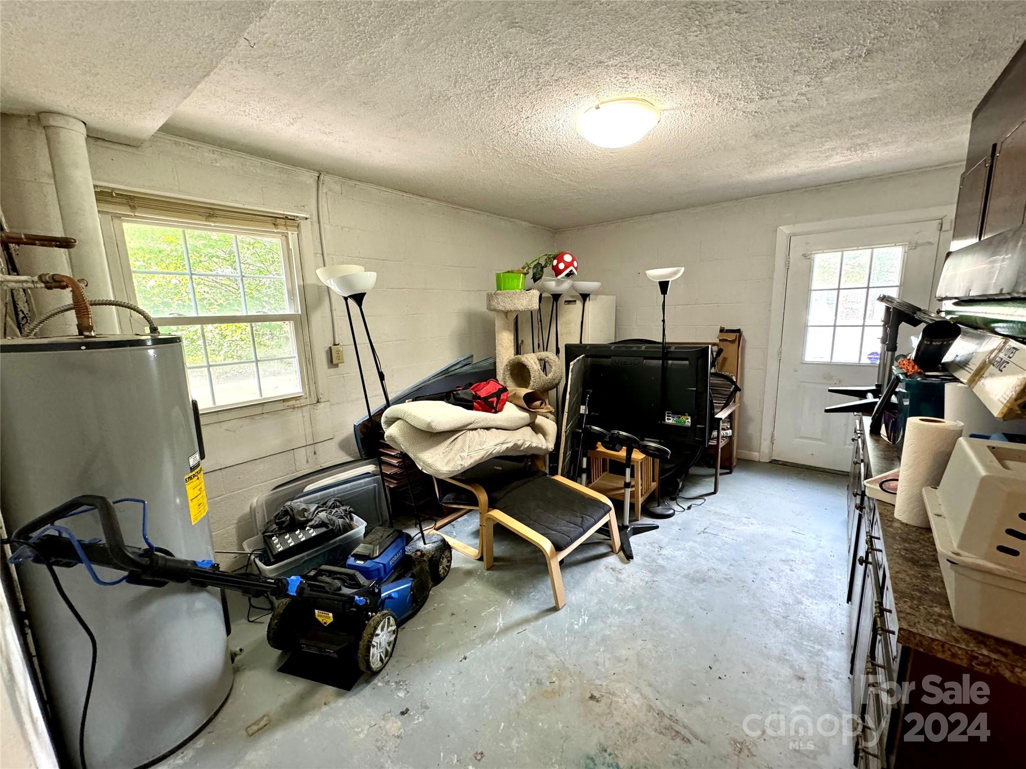 2313 Applegate Drive