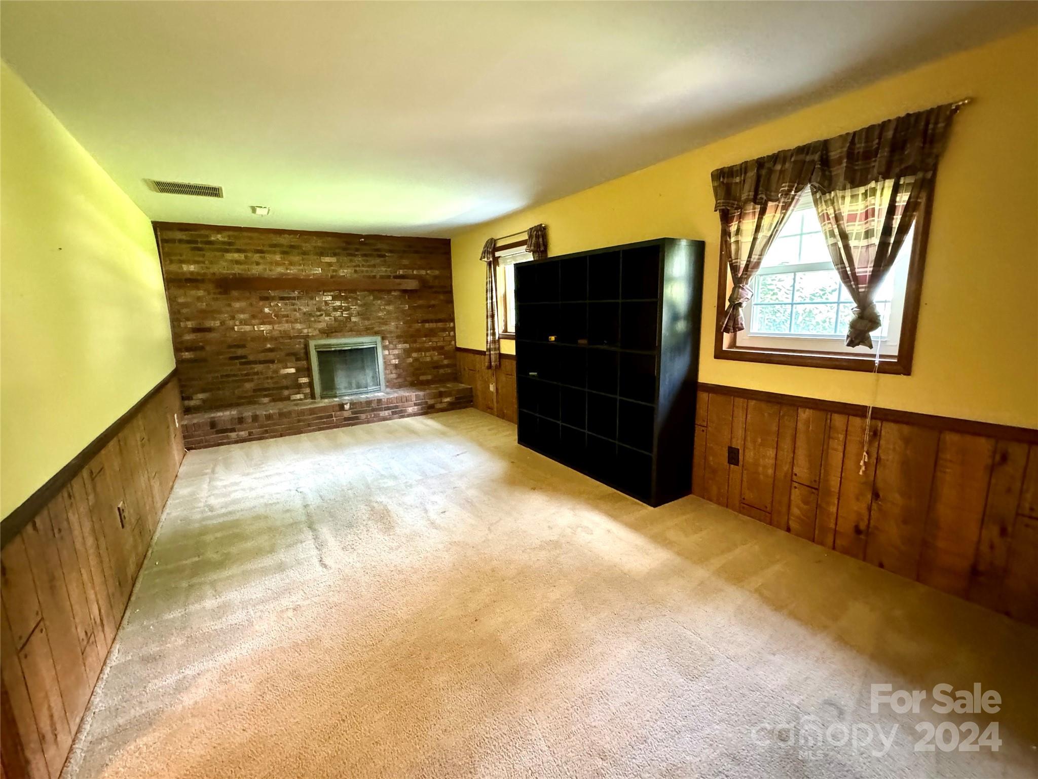 2313 Applegate Drive