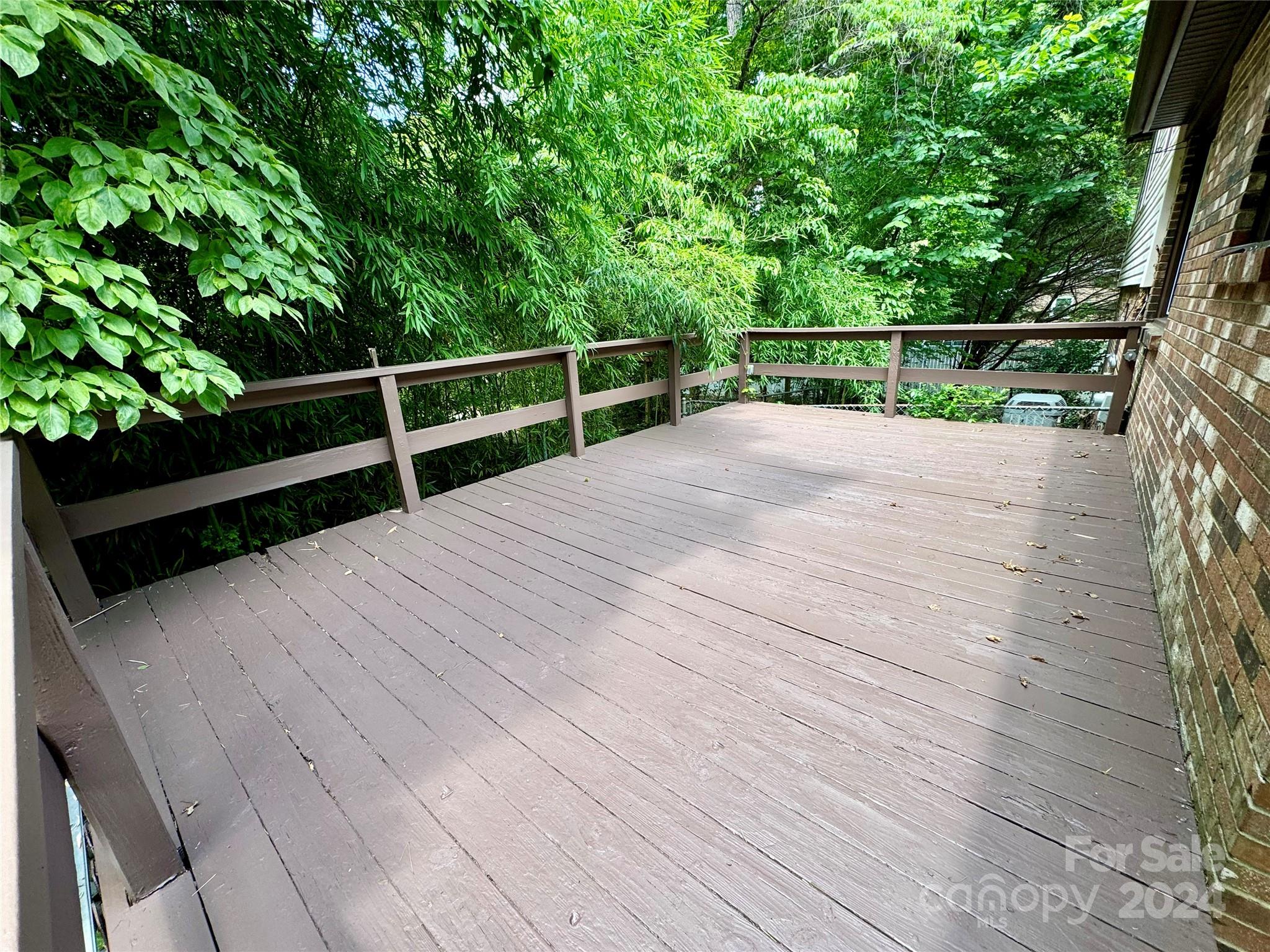 2313 Applegate Drive