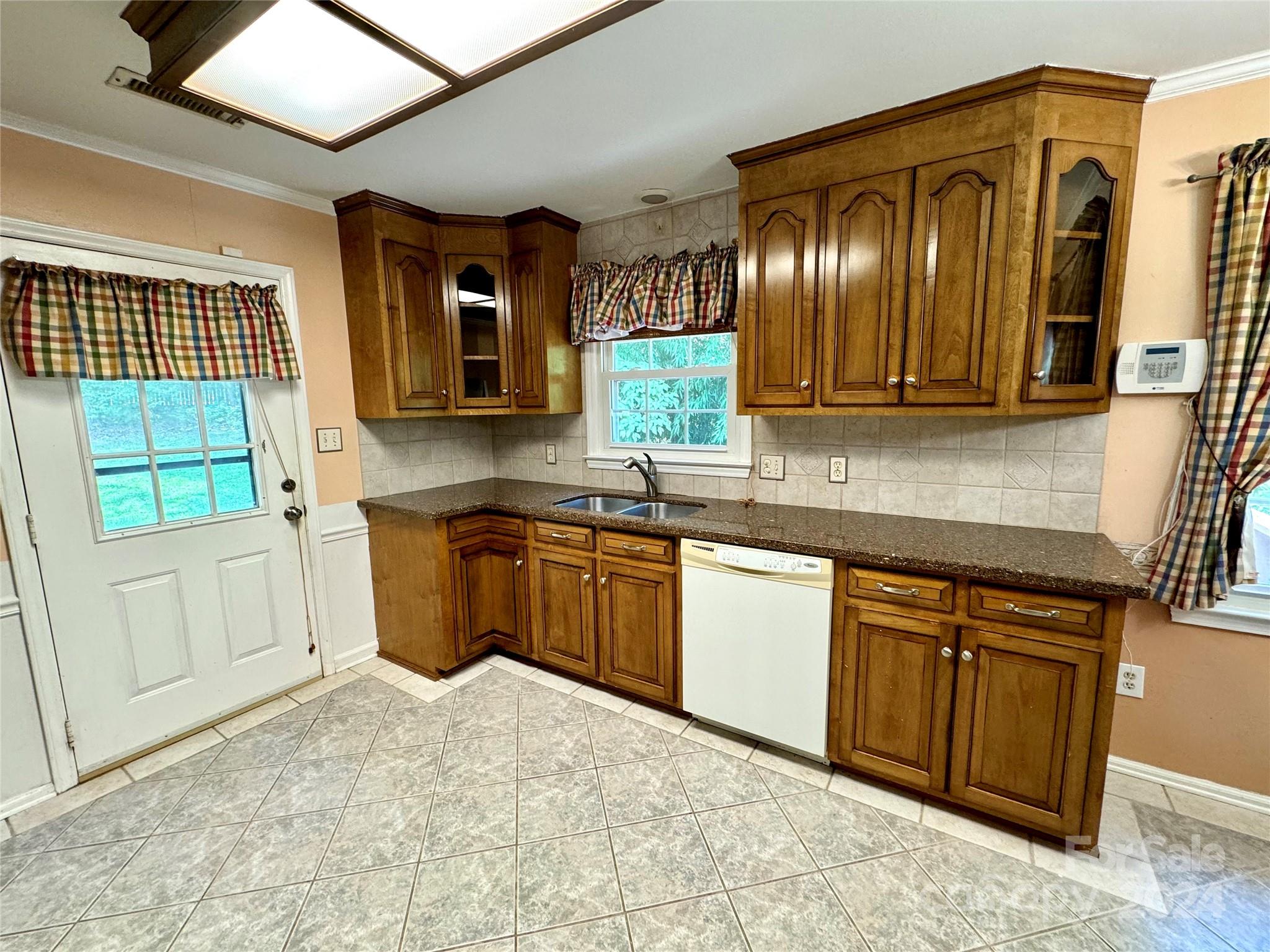 2313 Applegate Drive