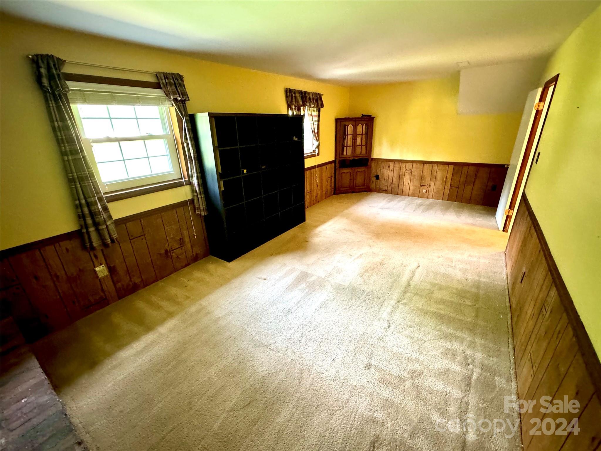 2313 Applegate Drive