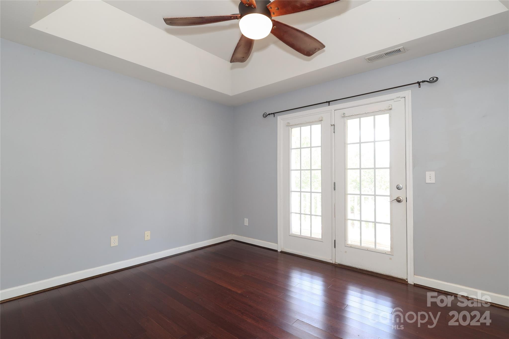 732 Inwood Hill Drive