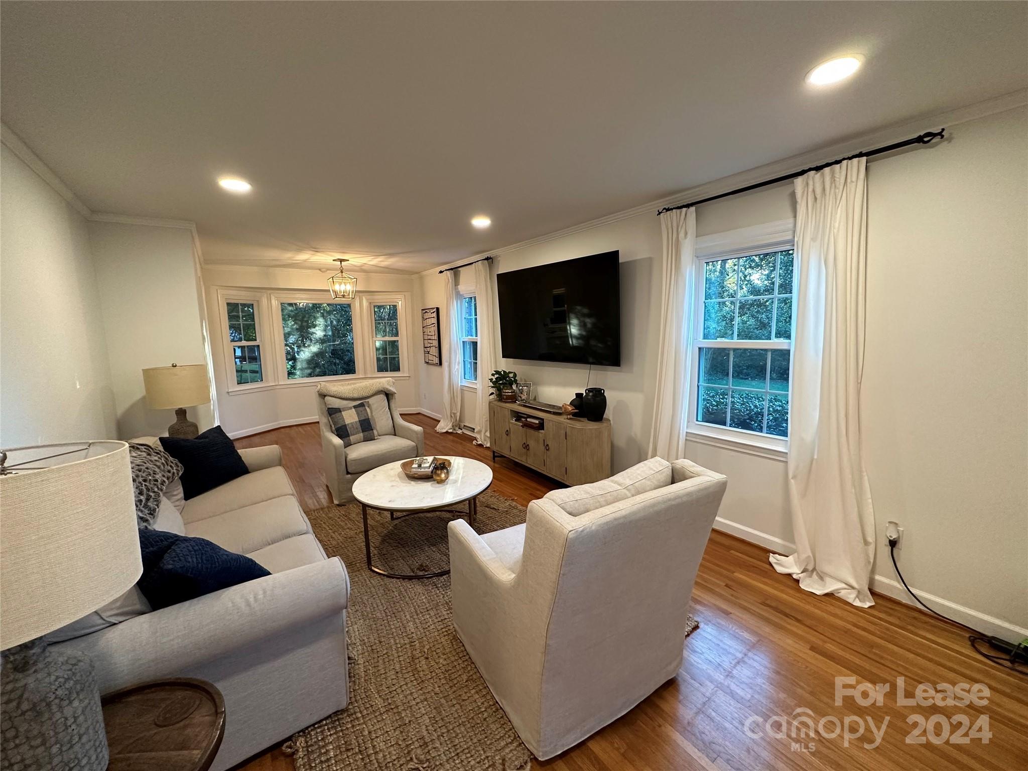 4333 Pemberton Drive